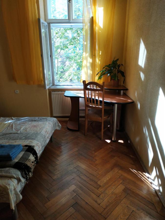 Кімната В Серці Львова Экстерьер фото